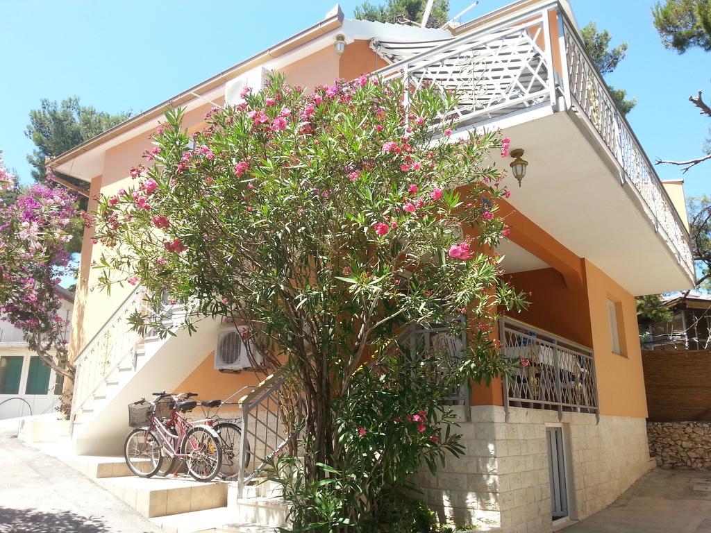Holiday Home Milenka Rogoznica  Extérieur photo